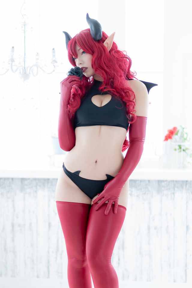 Cosplay-costume-sexy-soul-sucking-succubus-demon-swimsuit-swimwear-bikini-Japan-cosplayers-models-beautiful-sexy-women-Halloween-outfits-Mocolle-crowdfunding-campaign-Japanese-fashion-6.jpg